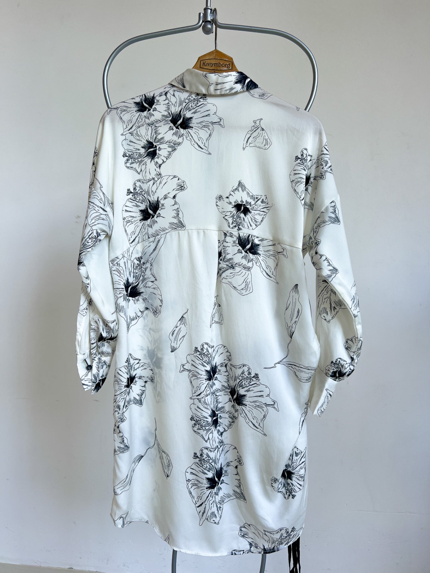 TALISSA - Dress White with black floral pattern - XS