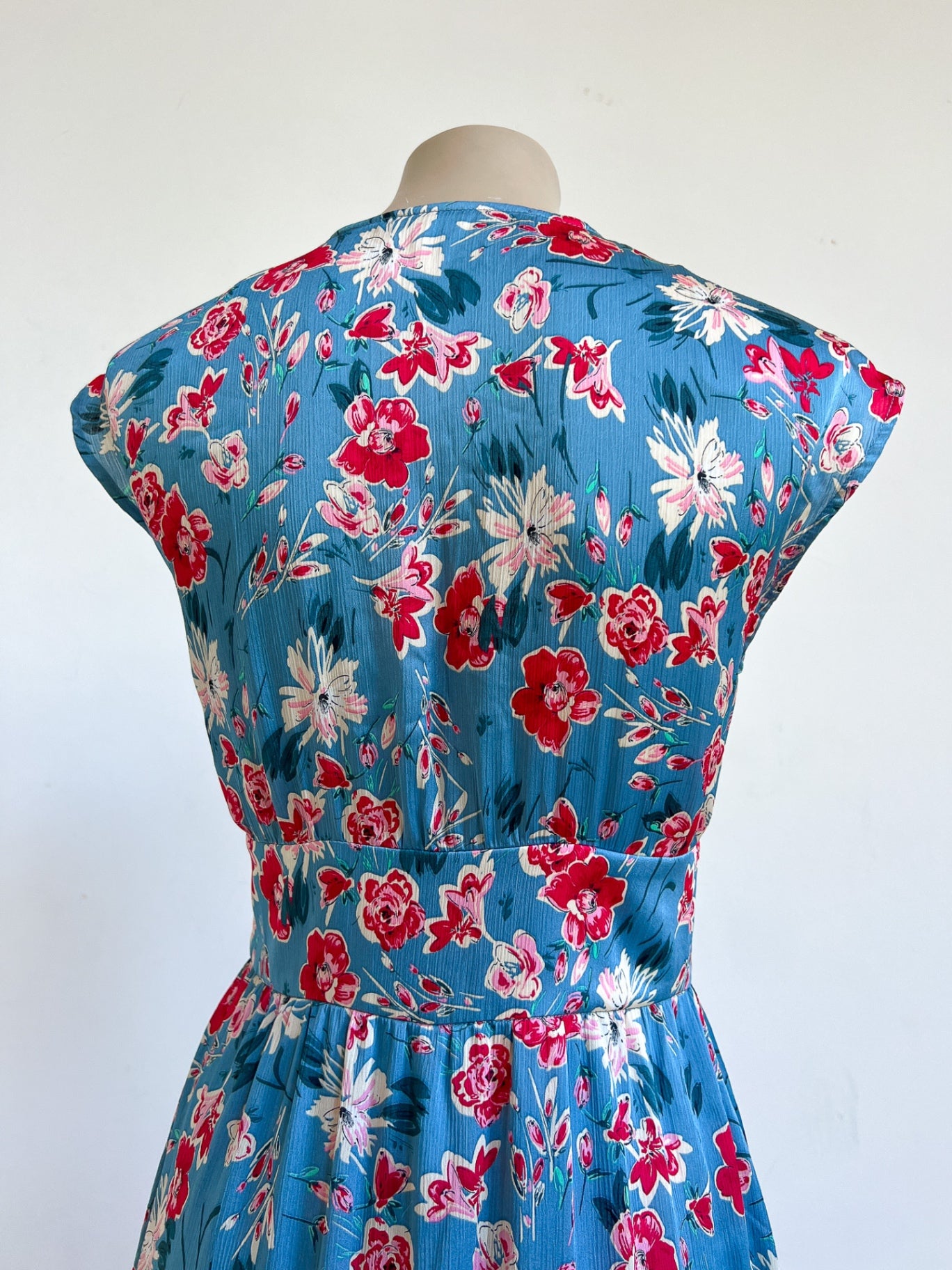 TALISSA - Dress Blue with red and white floral pattern - S