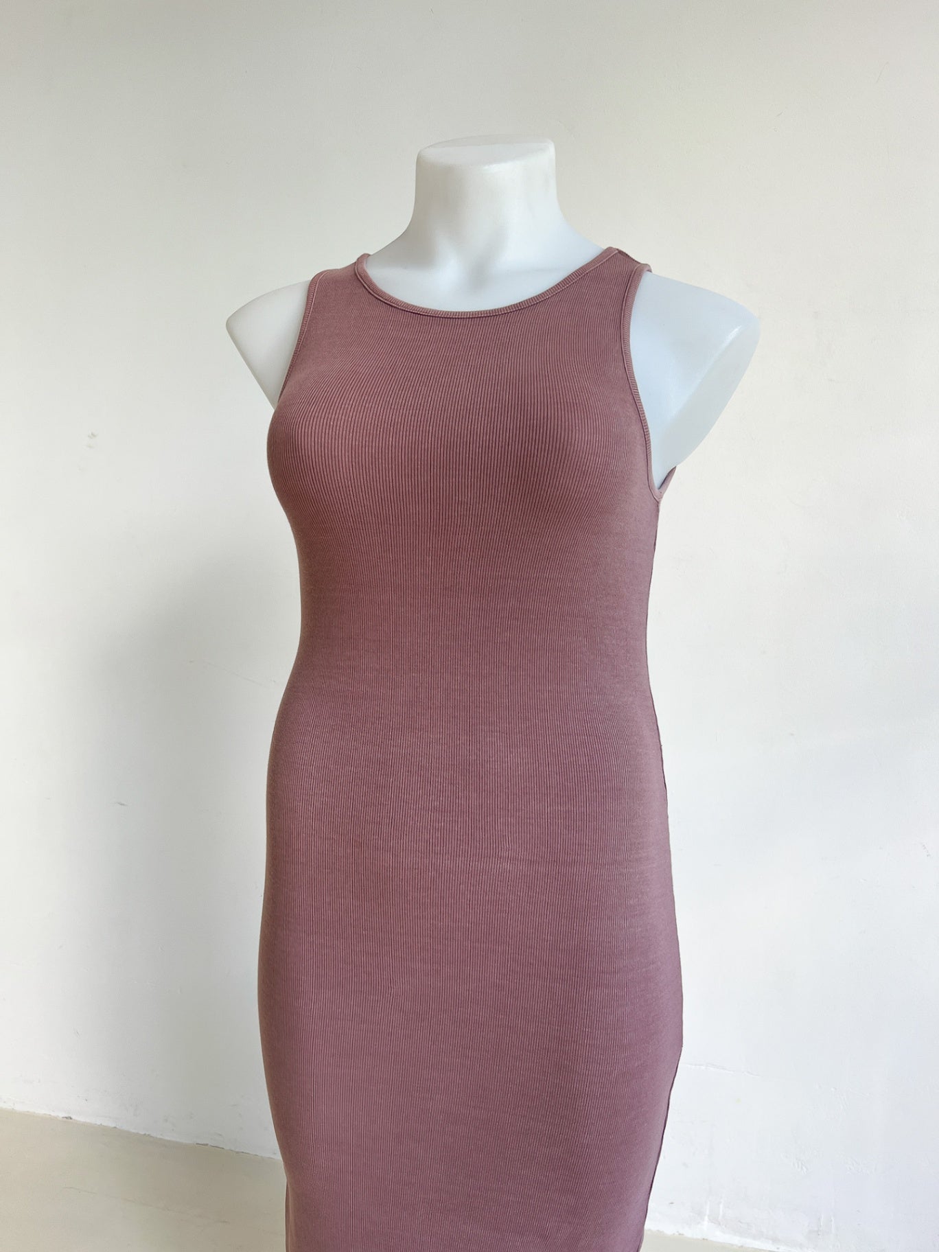 JOANN - Weekday Dress L Mauve