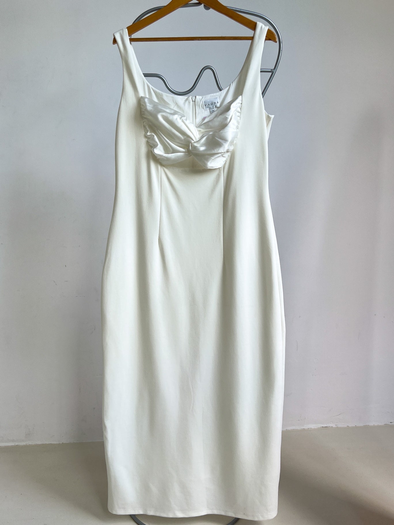 JOANN - Yaura Dress XXL White