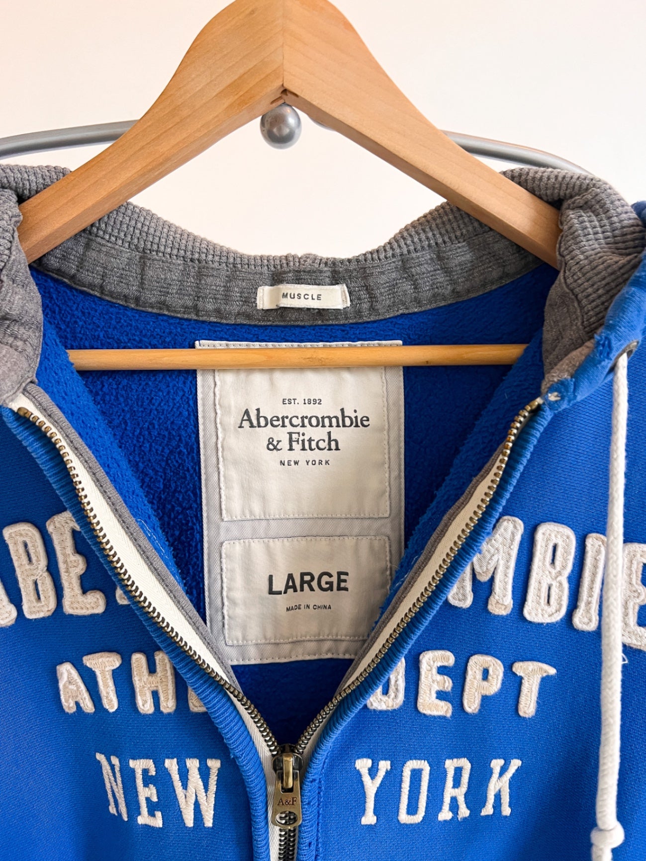 Abercrombie & Fitch Hoodie L Blue