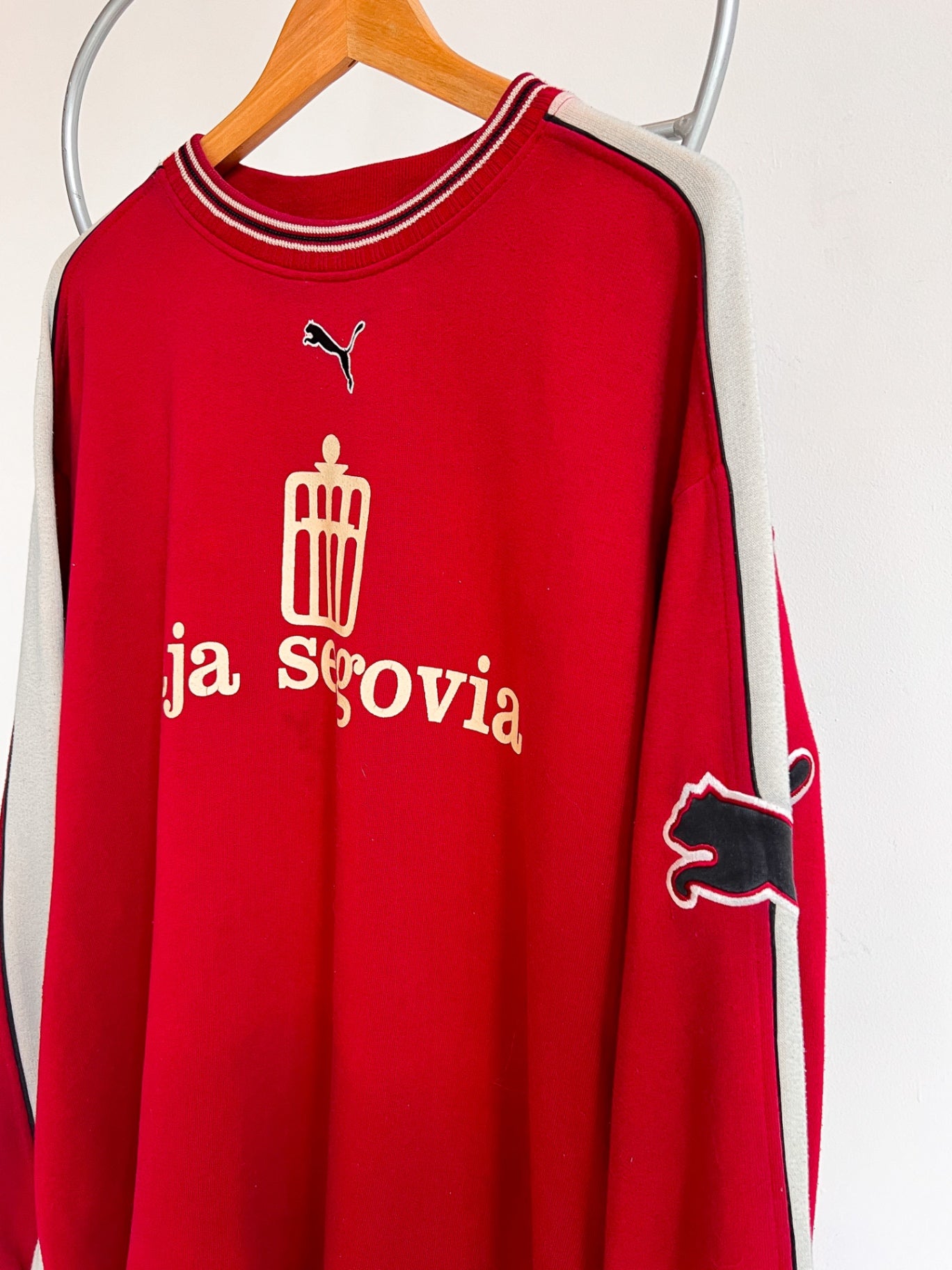 Vintage Puma Sweatshirt XL Red