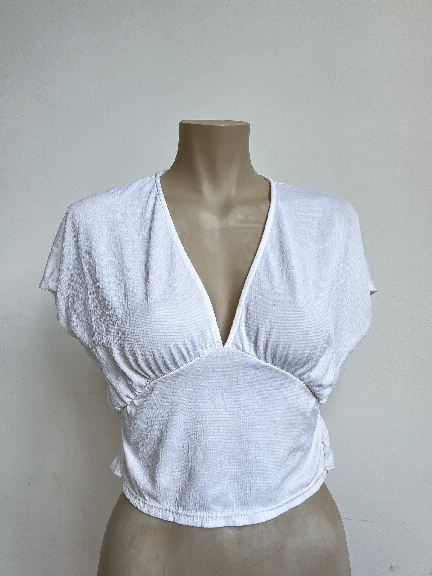 TALISSA - White V-neck top - M