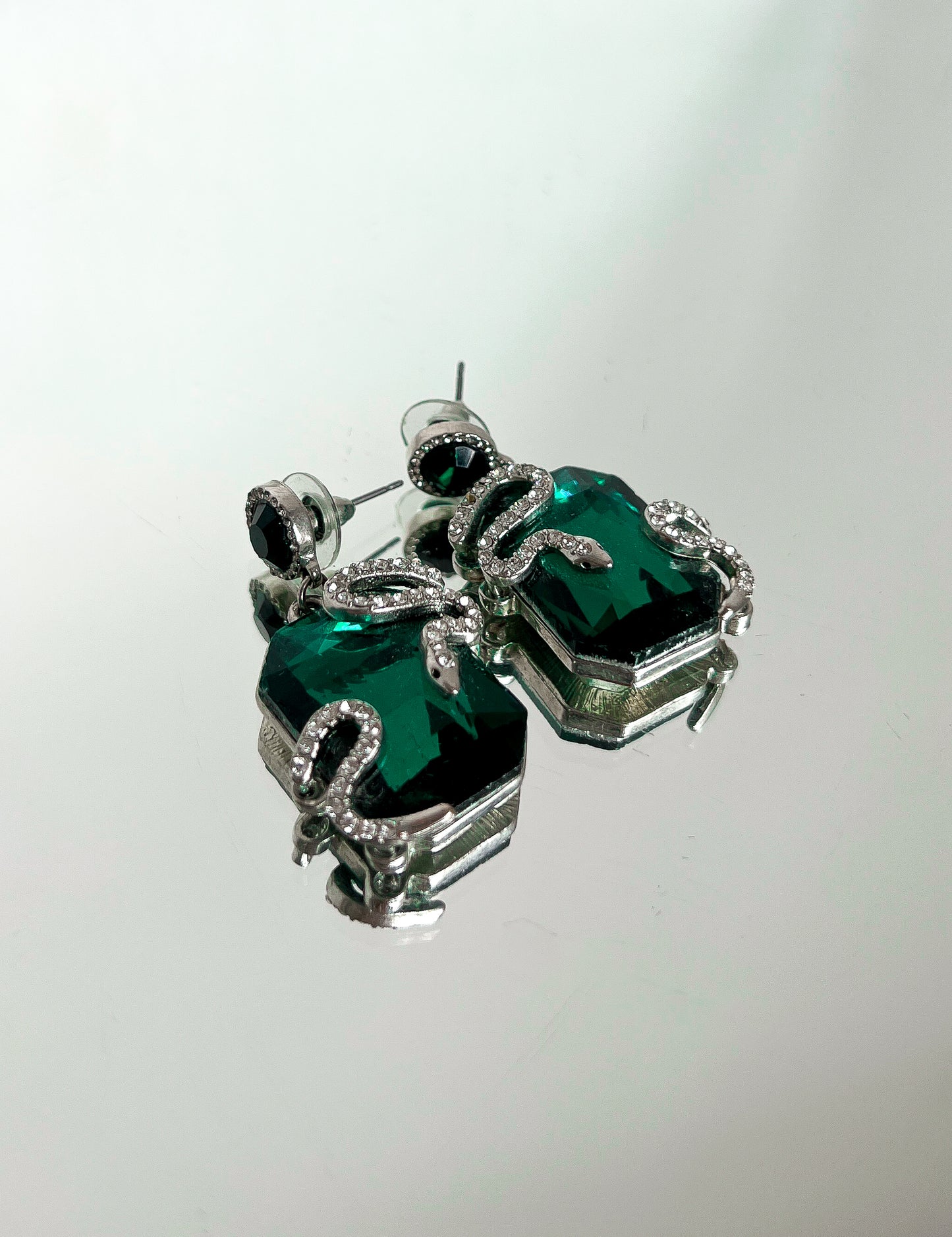 MARTHE - Snake green gem earrings