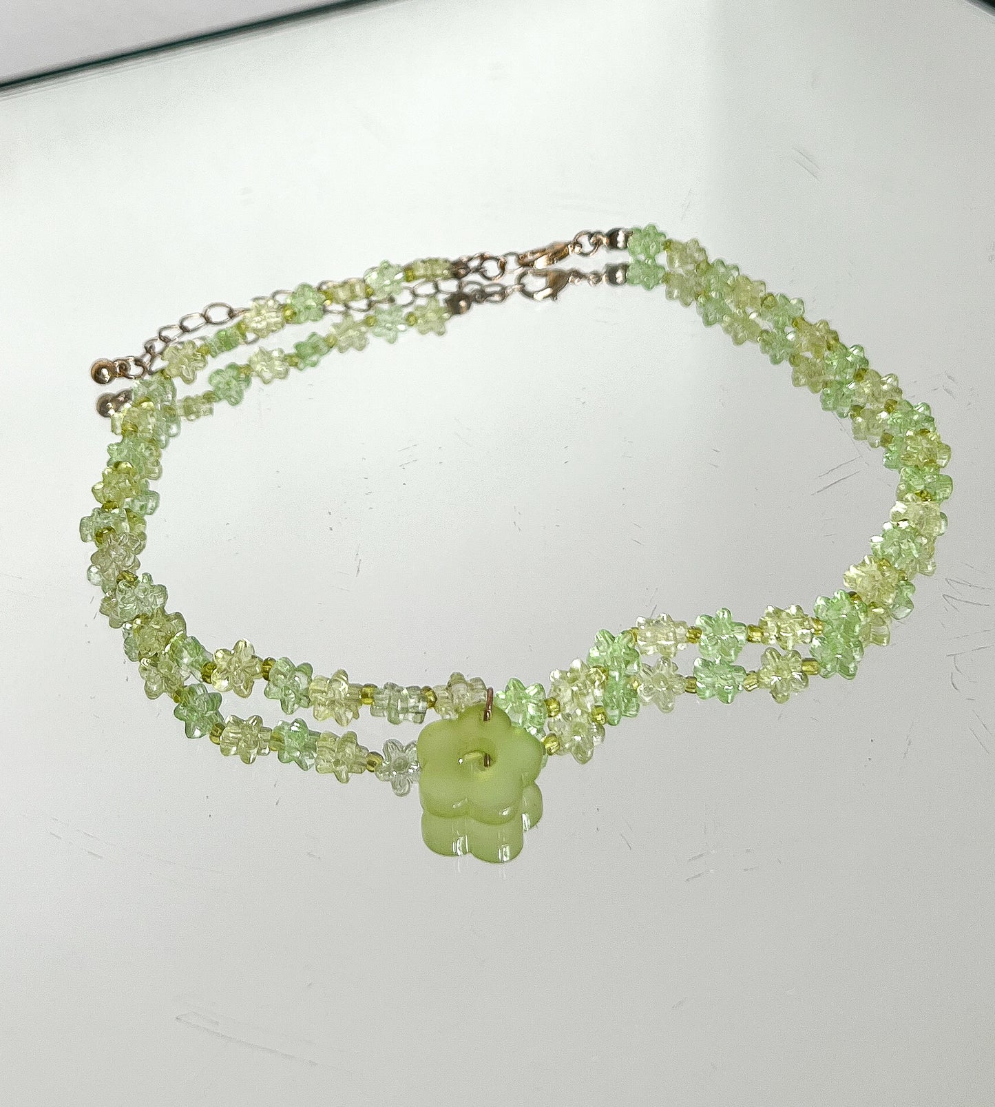 MARTHE - Green flower necklace