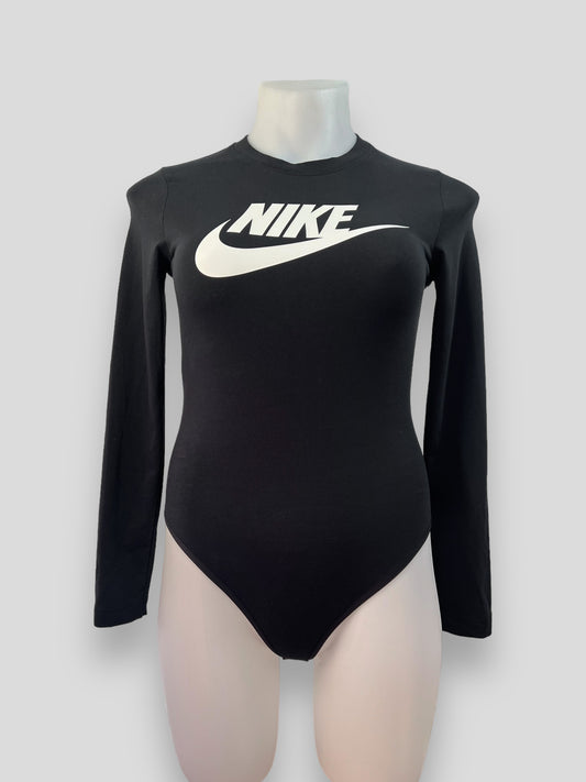 JOANN - Nike Body - L