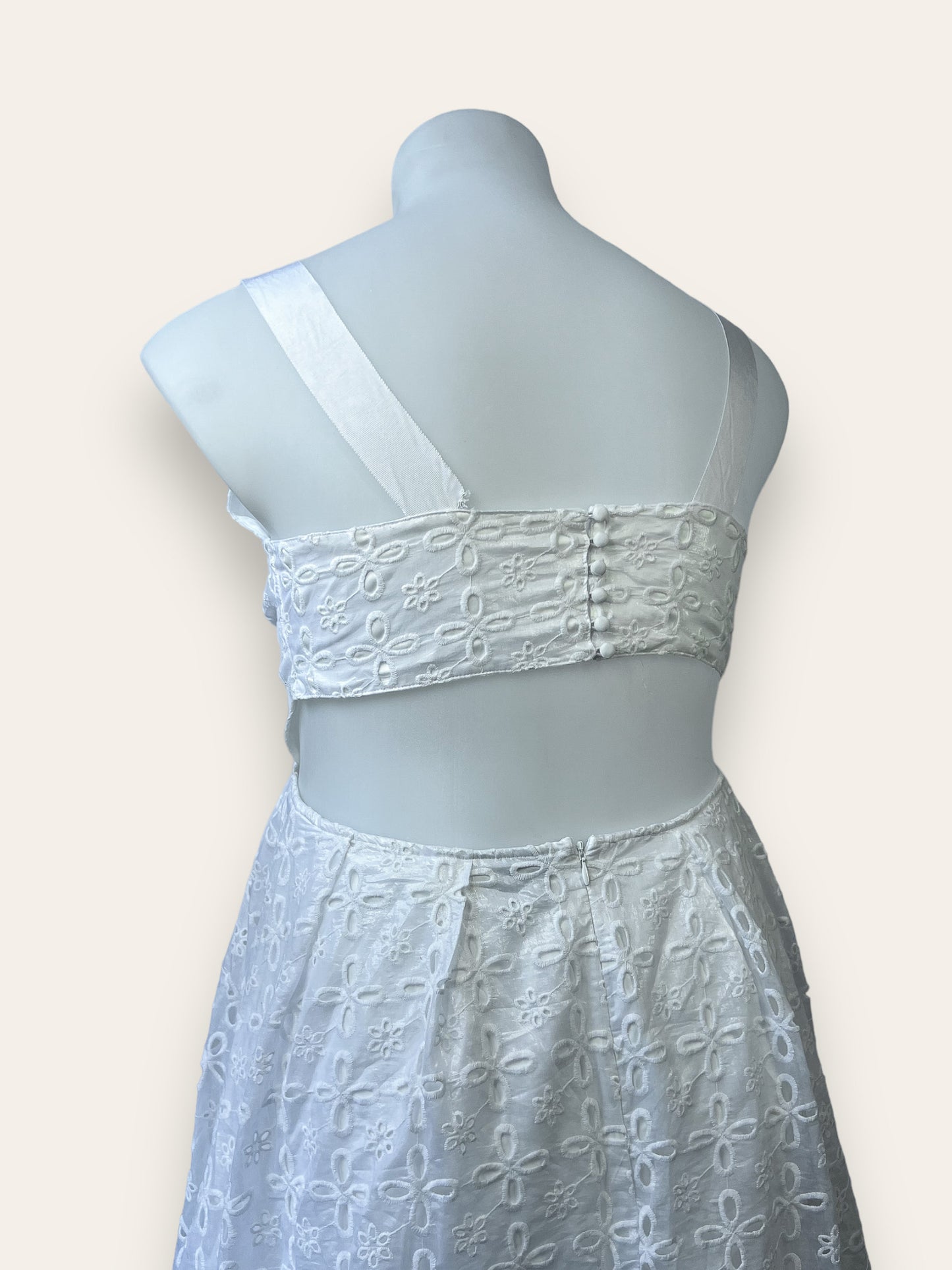 JOANN - White summer dress