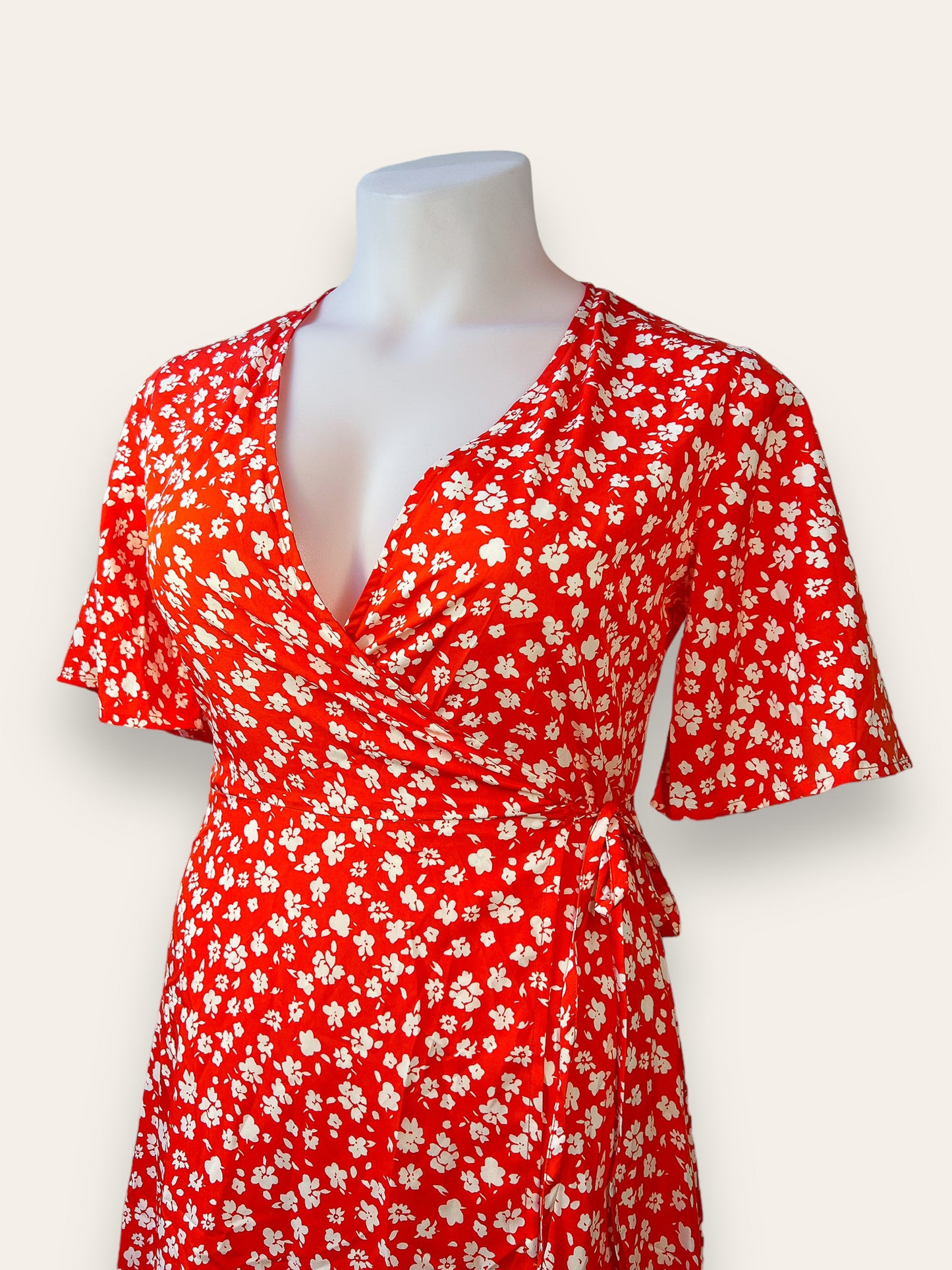 JOANN - Red Wrap dress flowers