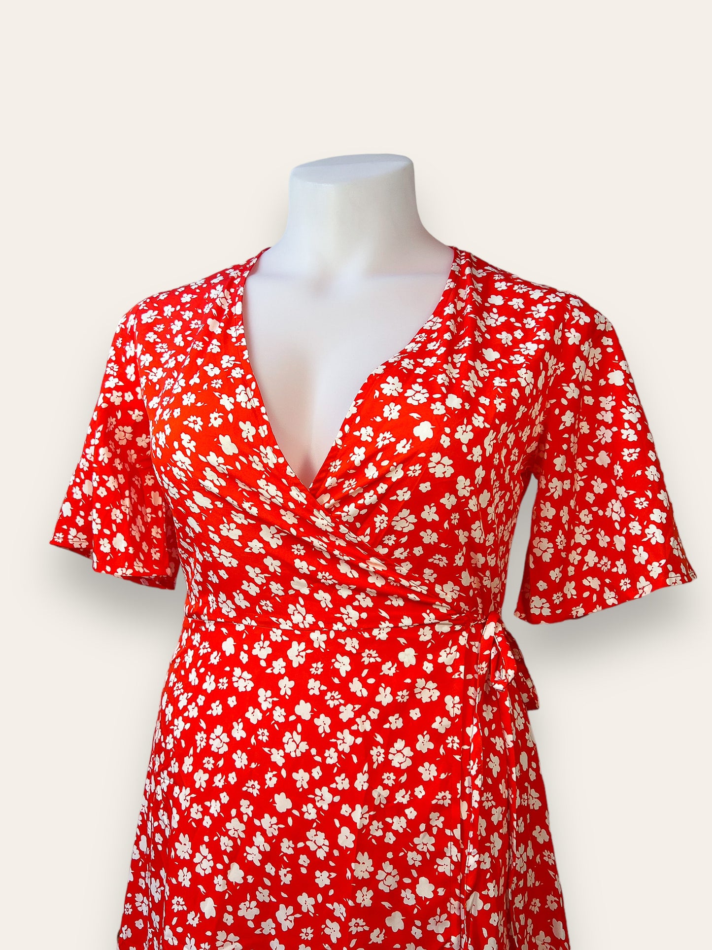 JOANN - Red Wrap dress flowers