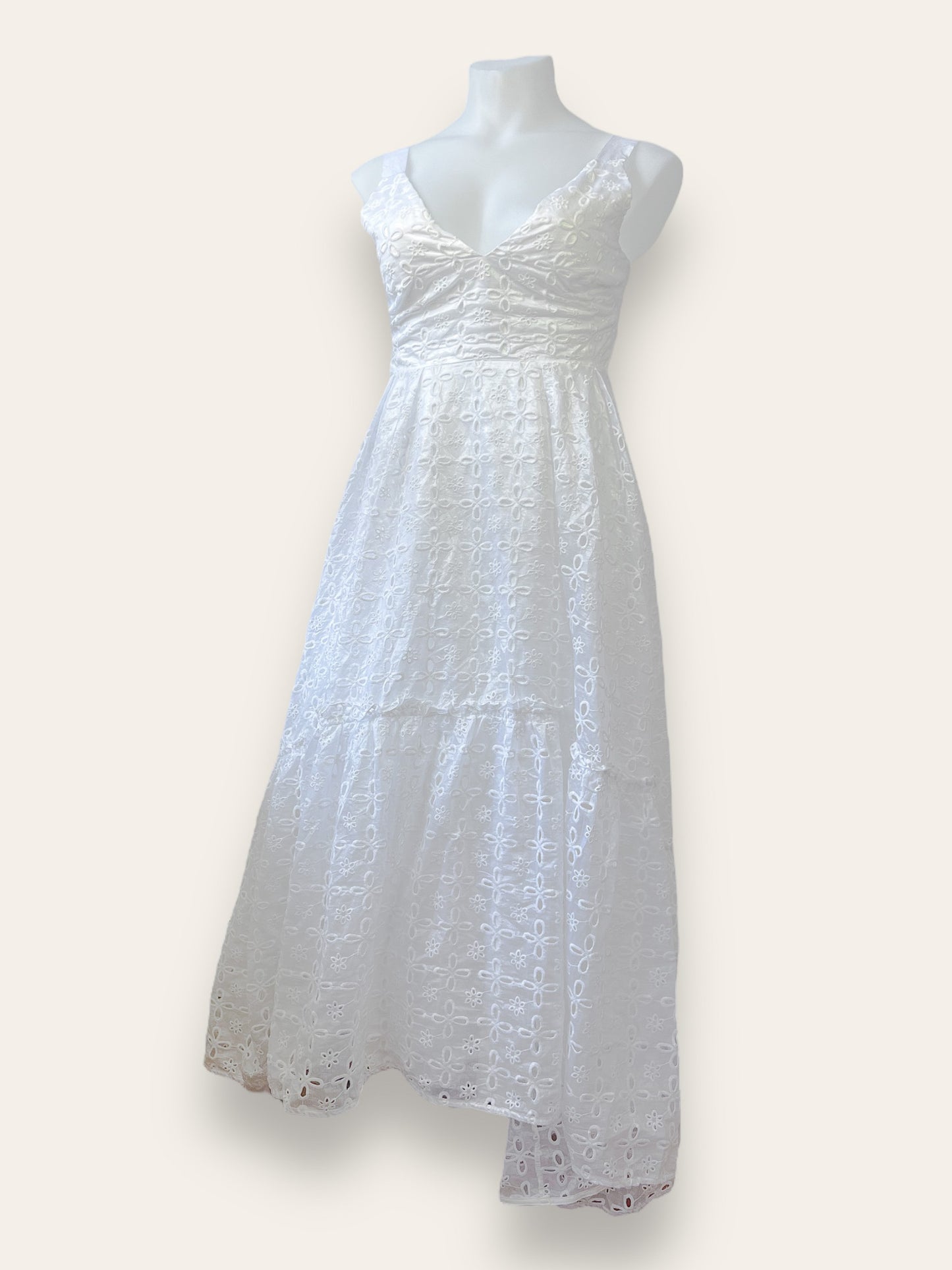 JOANN - White summer dress