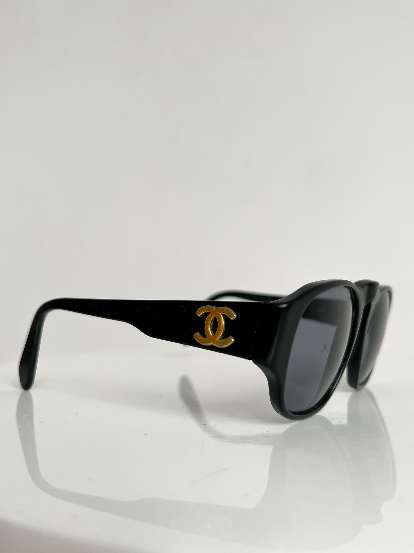 MARTHE - Vintage Chanel Black Sunglasses