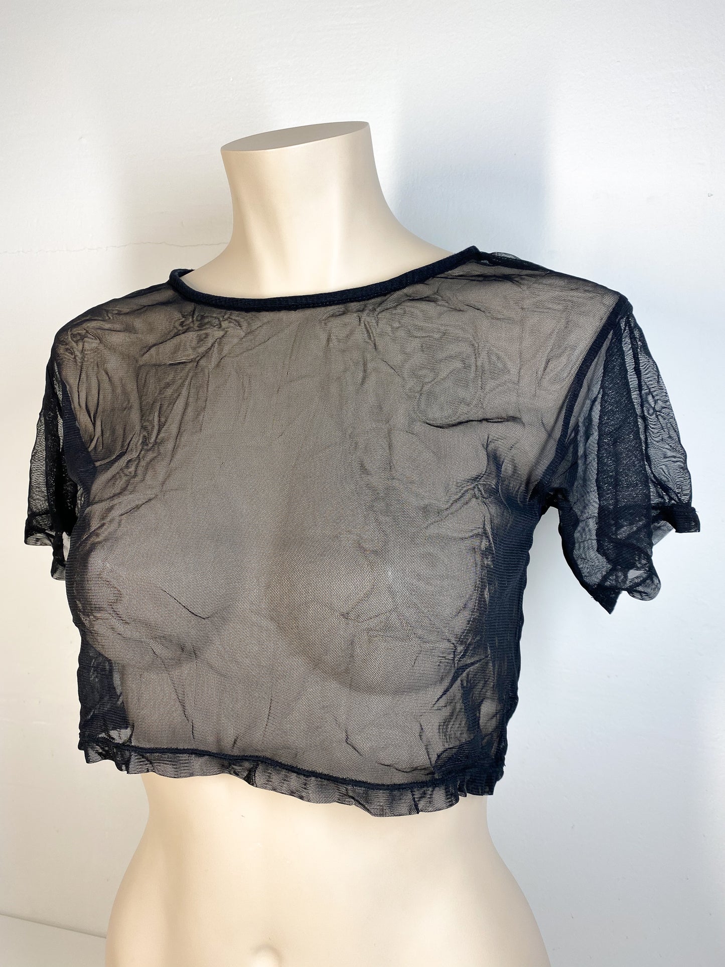 JOANN - Black sheer crop top — No size