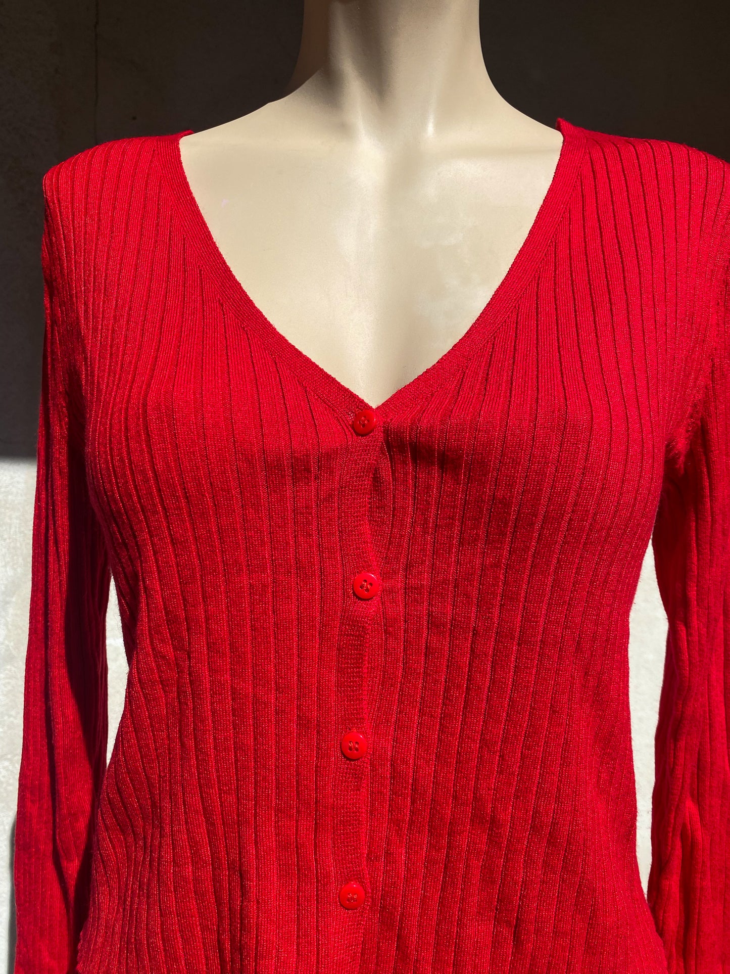 JOANN - Red Button top — L