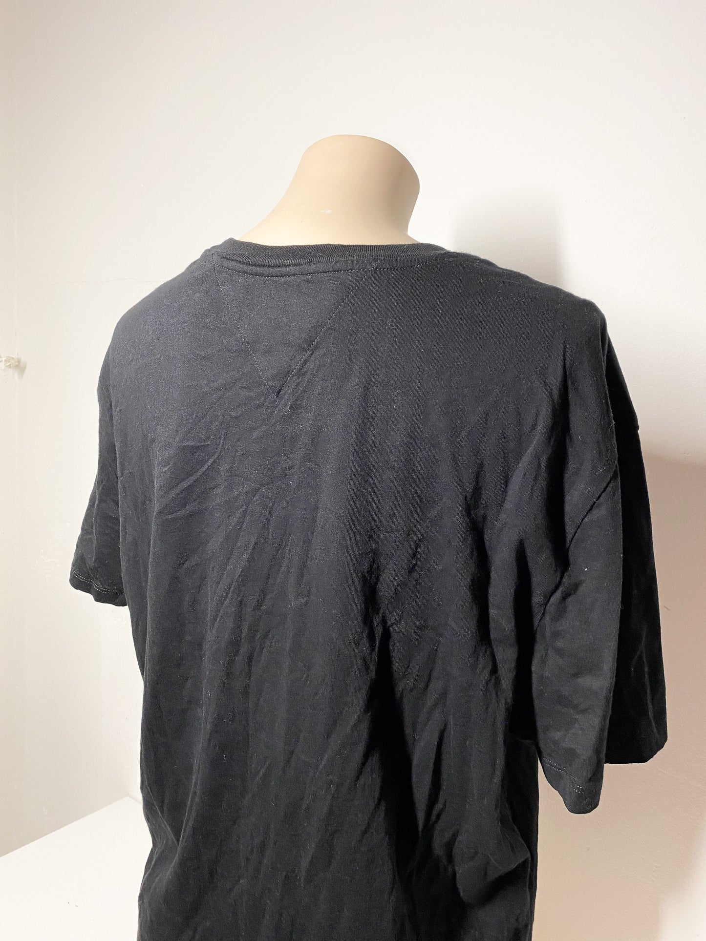 JOANN - Tommy jeans tee — XL