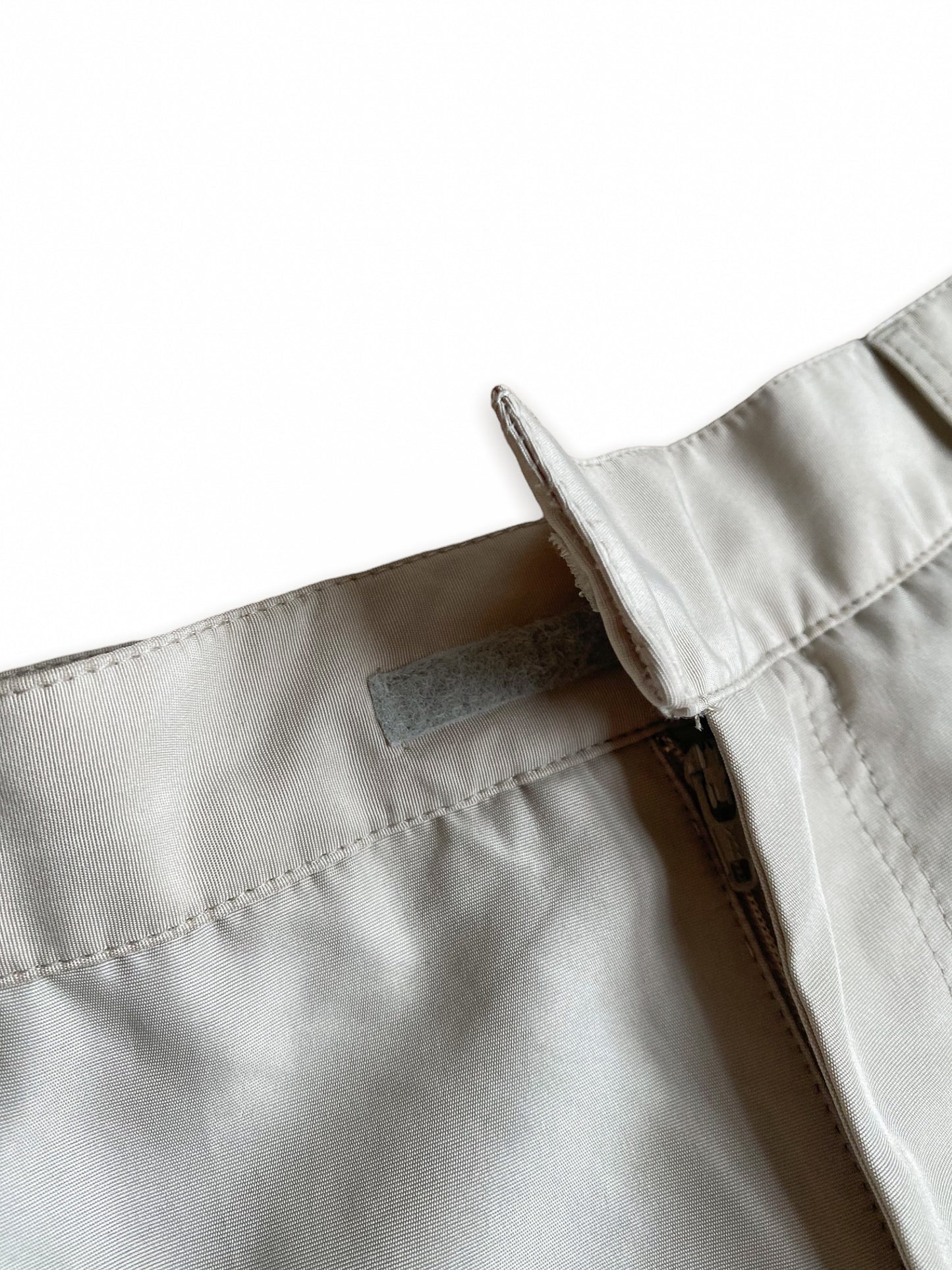 Tech Beige cargo pants — S