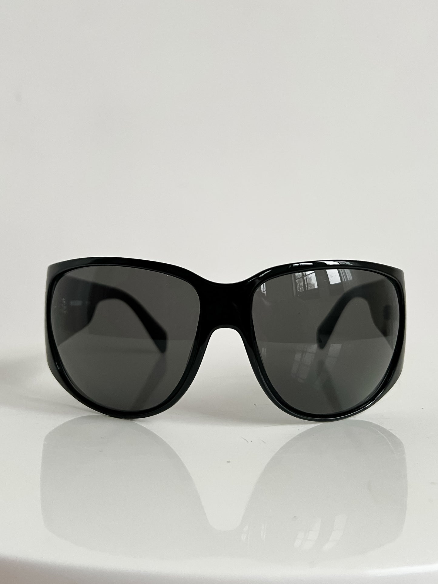 MARTHE - Weekday Black Sunglasses Fare