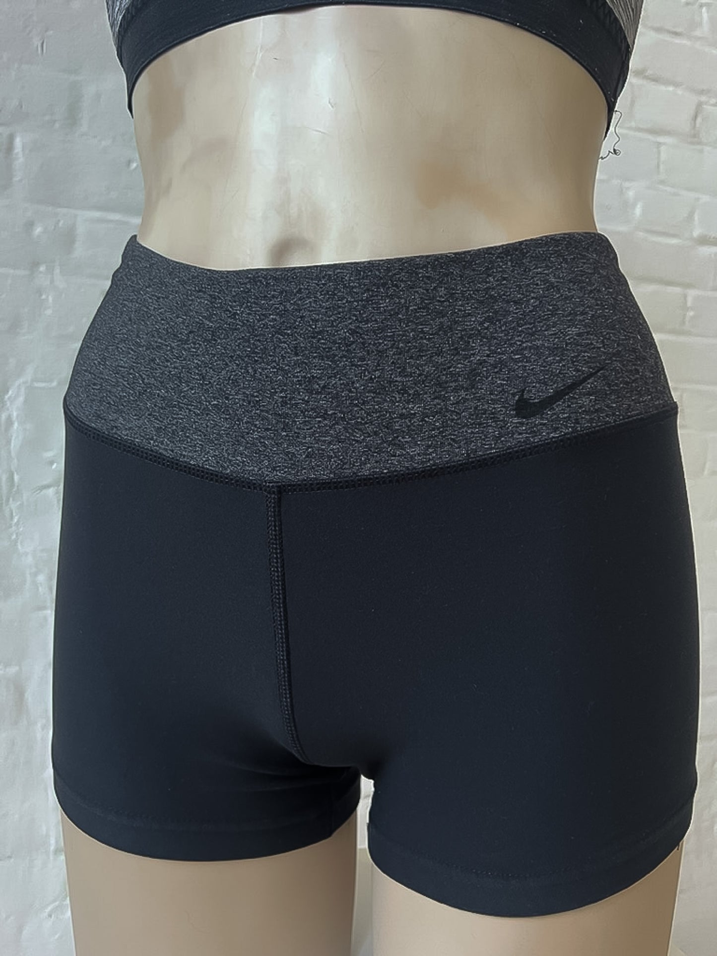 TALISSA - Nike Dry-fit Shorts, S